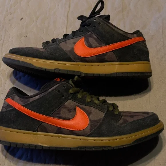 Nike SB Dunk Low Pro “Black Rough Green” Size 12 Nike SB Dunk Low Black Rough Green Size US 10 - 313170 083  main image 2